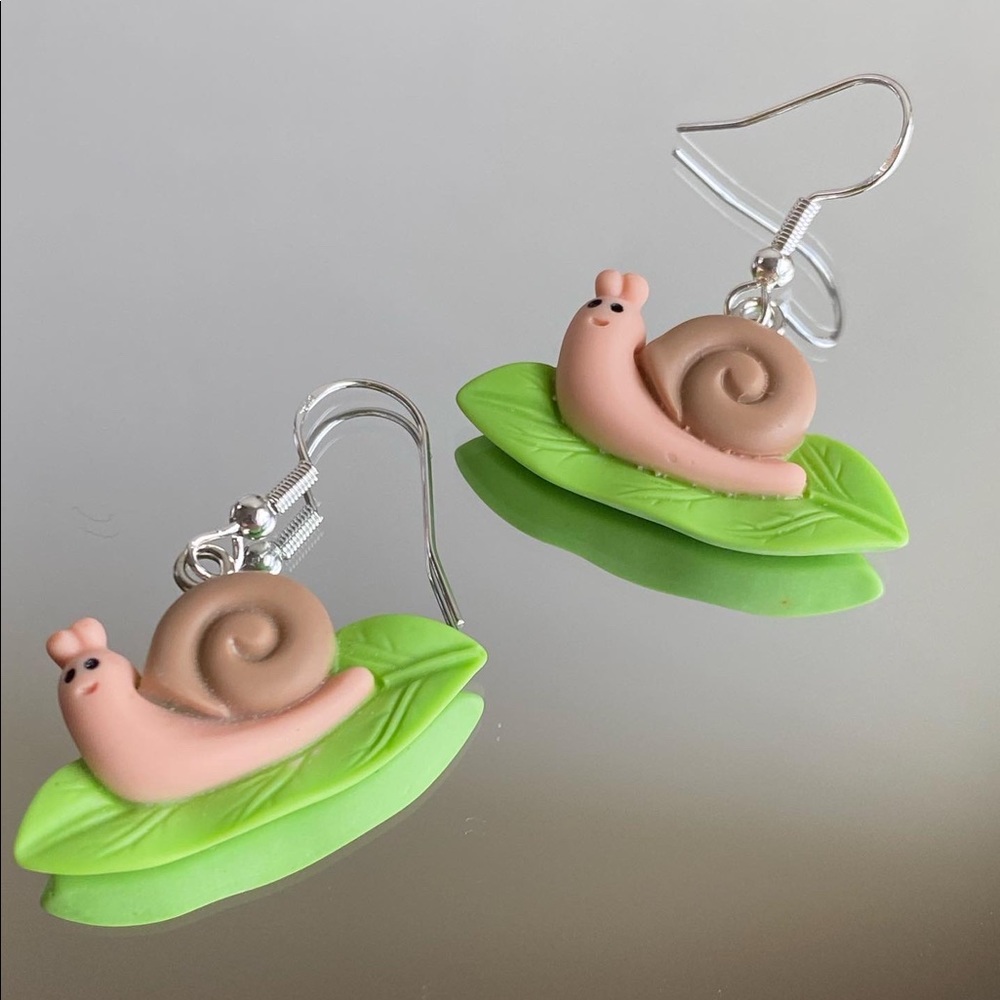 Snail funky earrings
